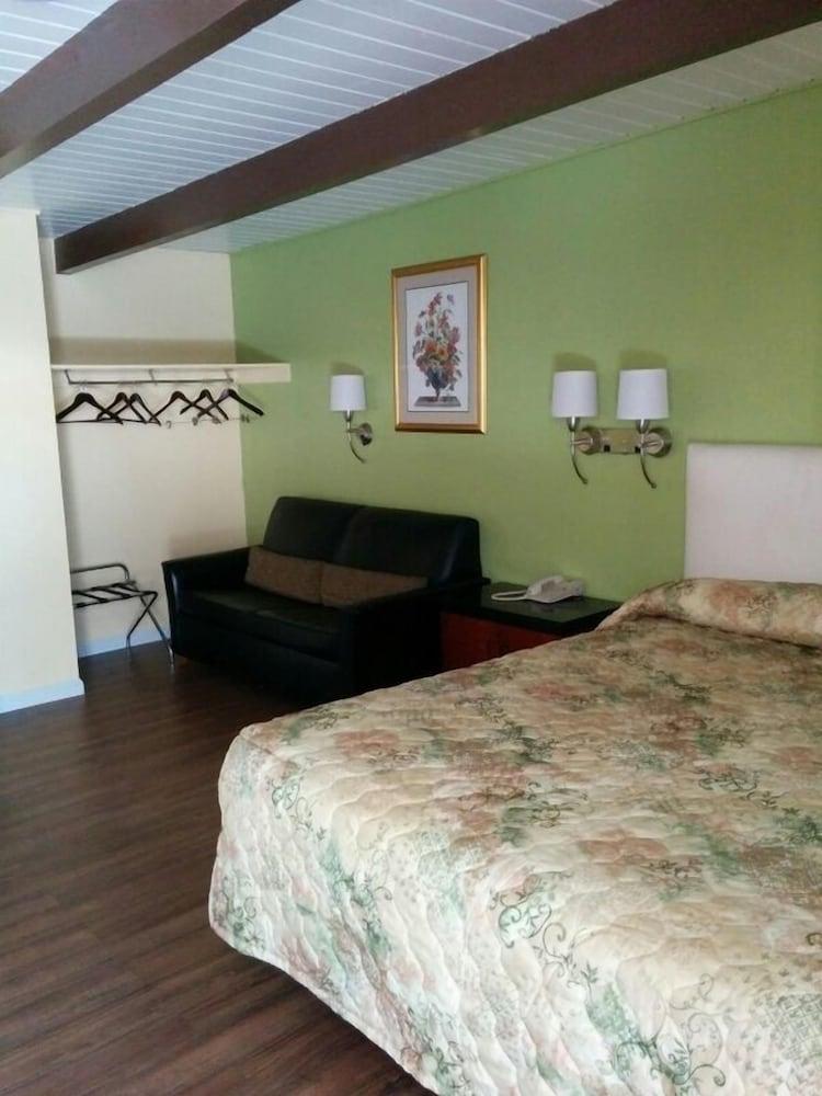 Budget Inn Vallejo/Napa Valley photo 16