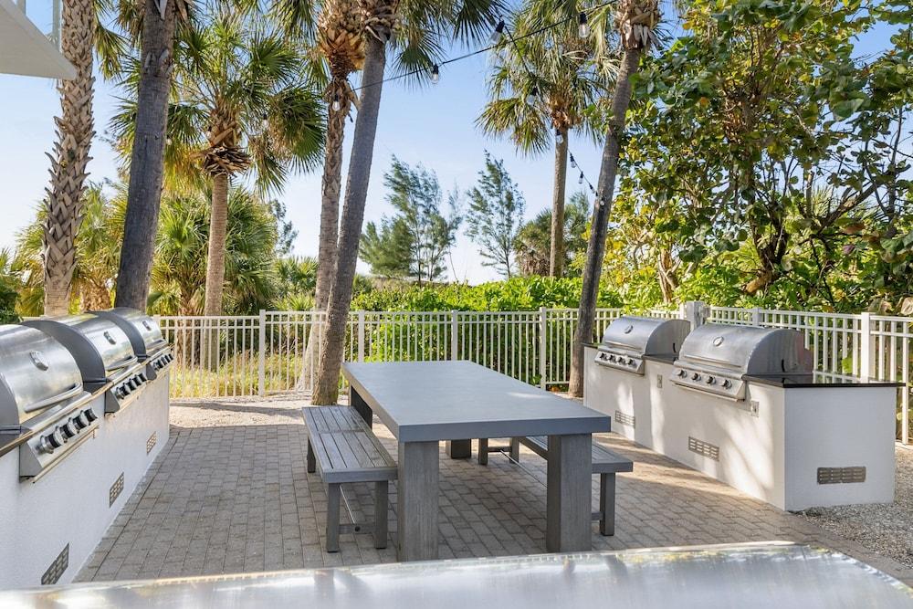 Marriott's Crystal Shores photo 73