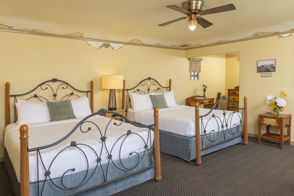 The Pierpont Inn photo 22