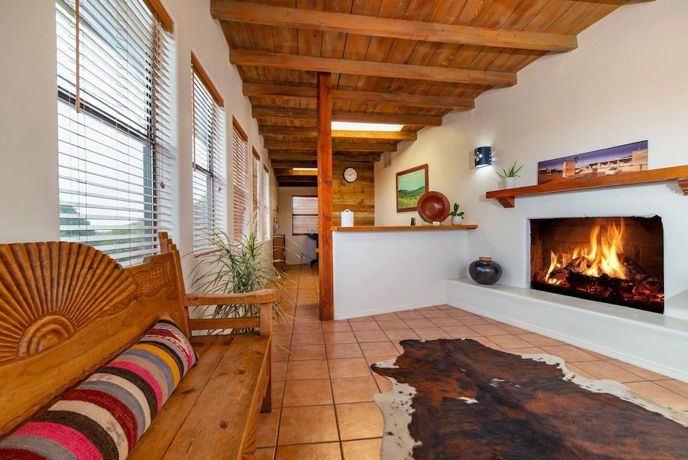 Pecos Trail Inn photo 2