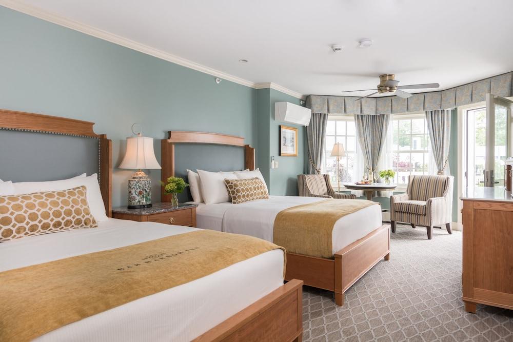 Bar Harbor Inn photo 2