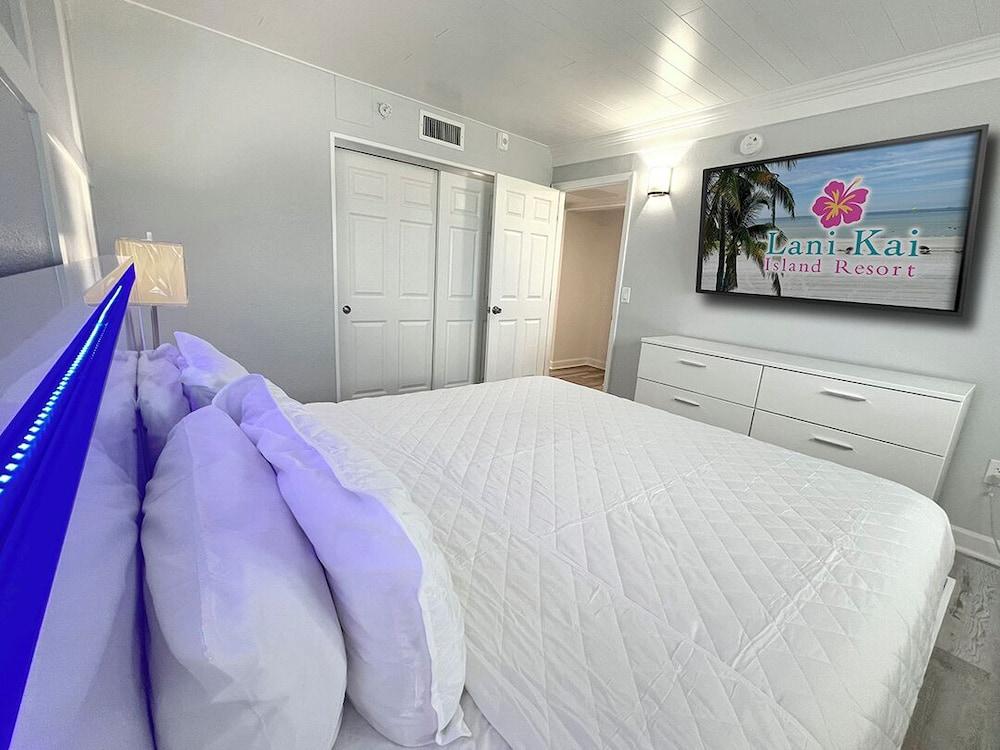Lani Kai Beachfront Resort photo 91