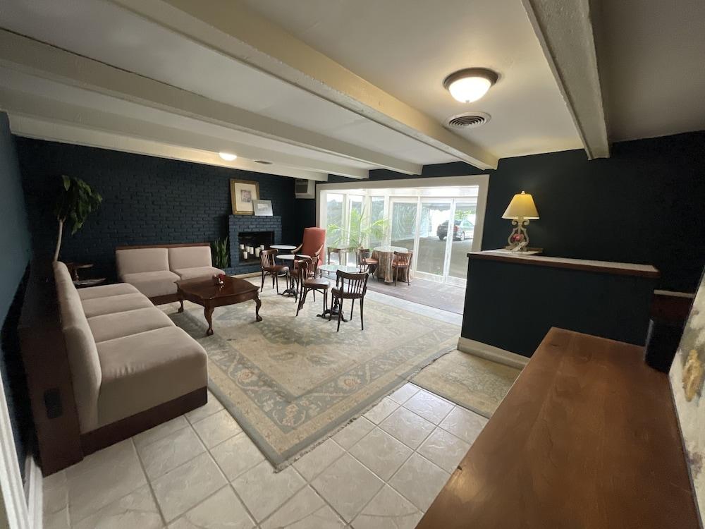 The Crystal River Inn photo 73