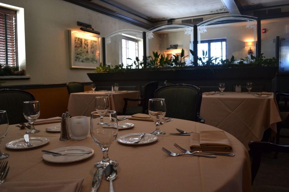 The Beaumont Inn photo 25
