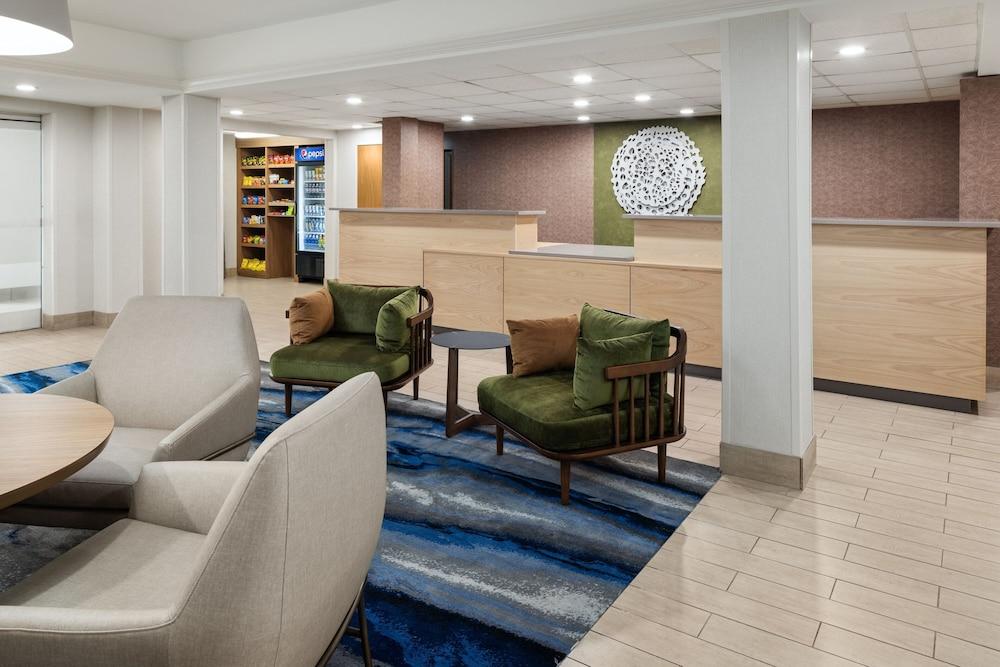 Fairfield Inn & Suites Columbus East photo 4