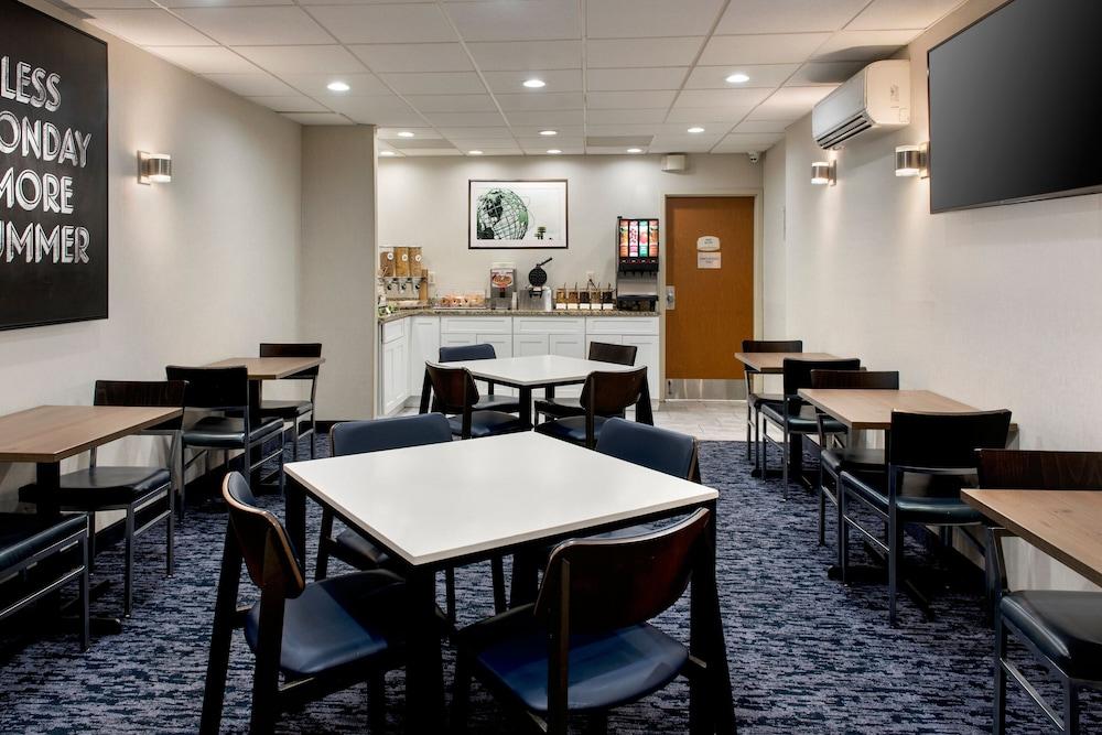 Fairfield Inn by Marriott LaGuardia Airport/Flushing photo 11