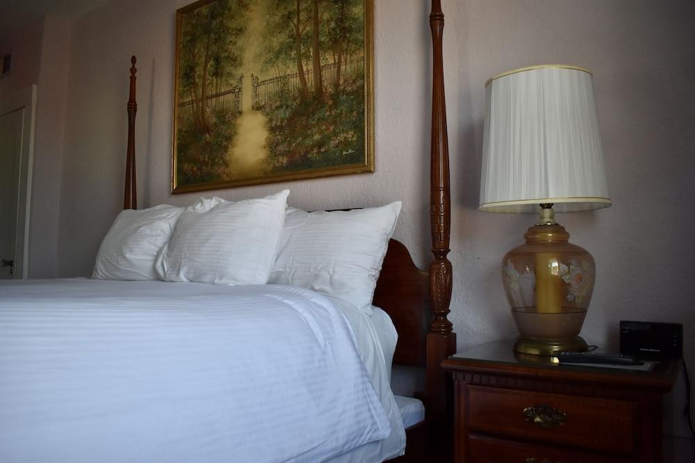 The DeLand Hotel photo 68