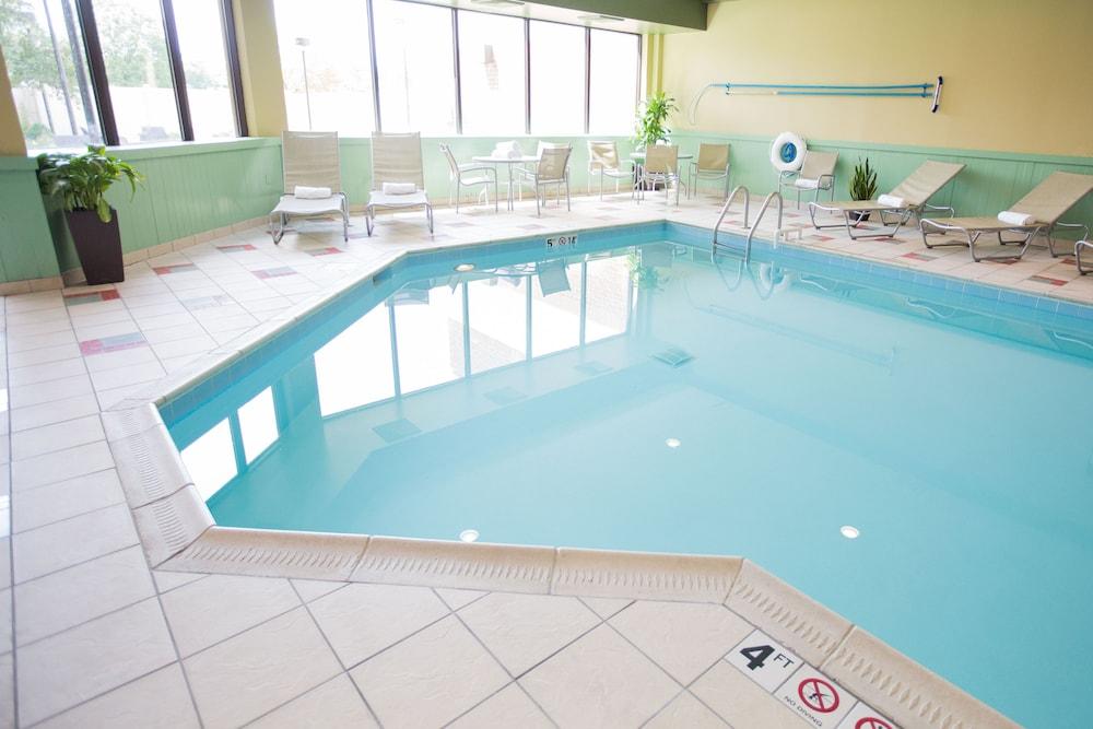 DoubleTree by Hilton Dayton Fairborn photo 14