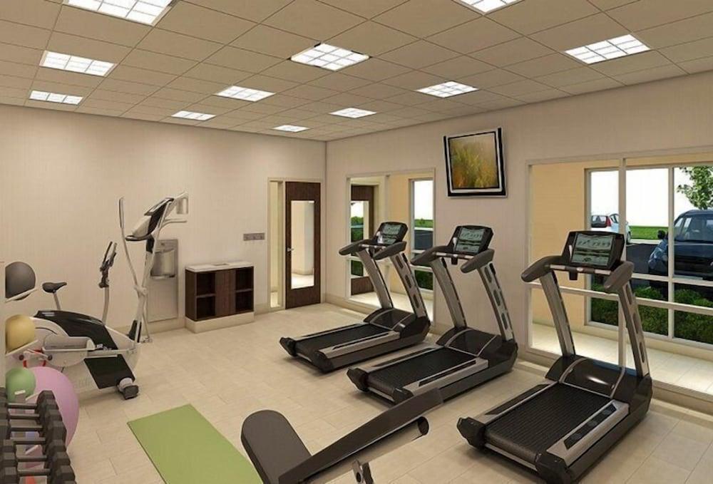 Holiday Inn Express & Suites Brentwood by IHG photo 6