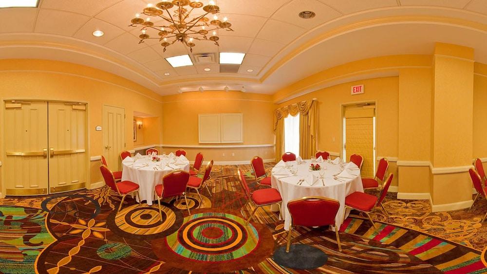 Holiday Inn Chantilly-Dulles Expo Center by IHG photo 39