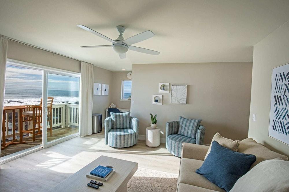 Black Sands Inn photo 56