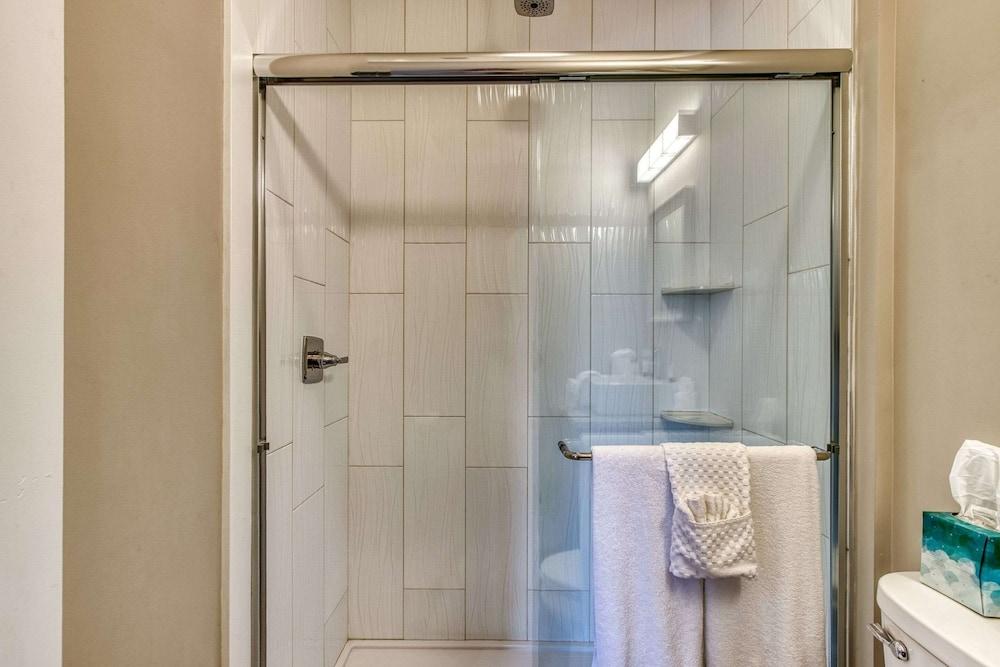 The Historic Central Hotel, a New Hotel Collection Property photo 39