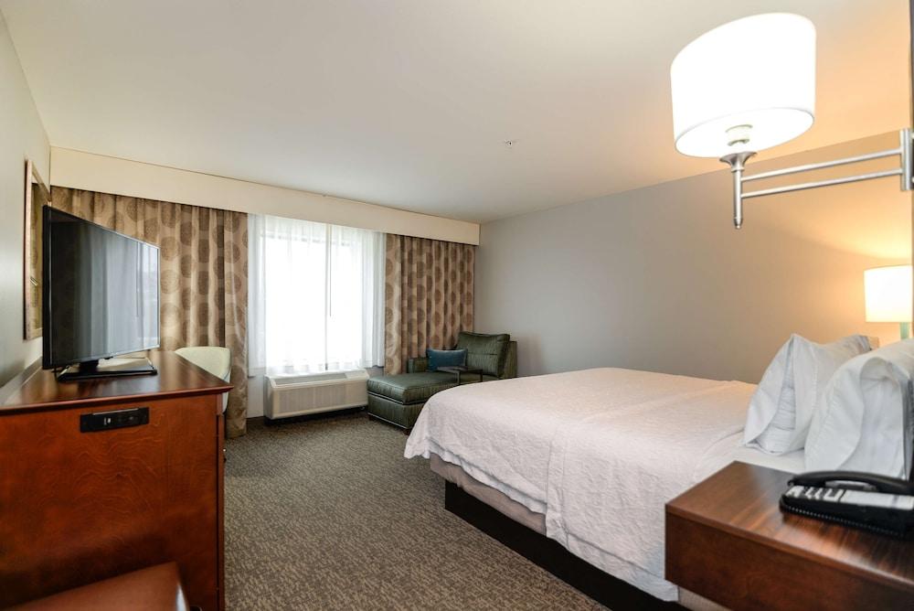 Hampton Inn Brighton photo 35
