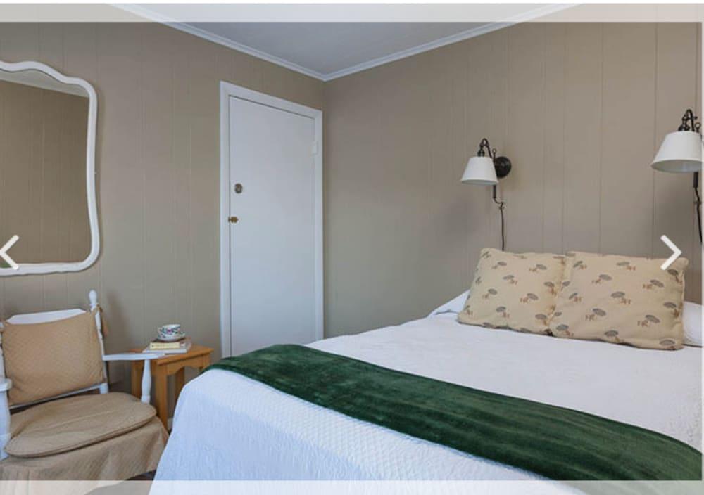 Dockside Guest Quarters & Restaurant photo 9
