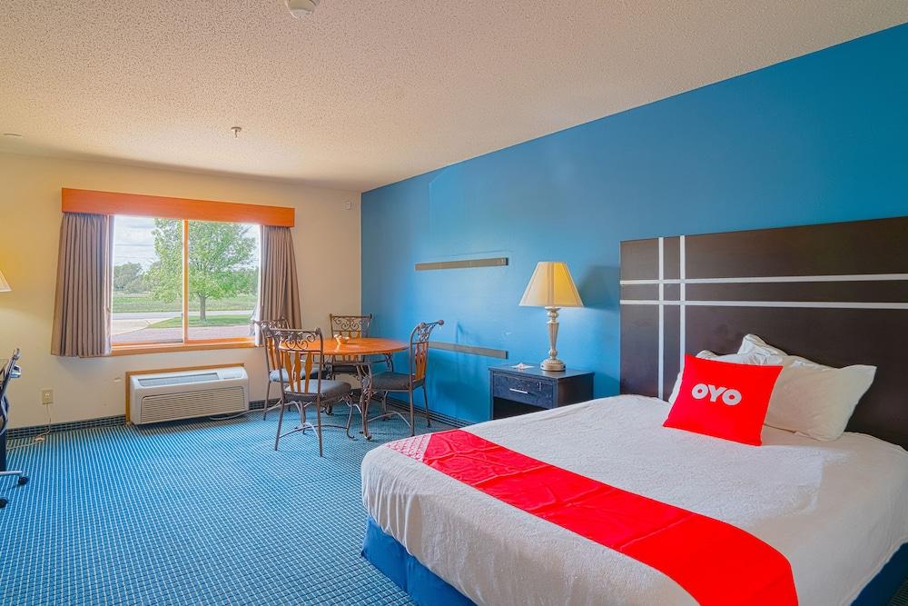 OYO Hotel Redwood Falls near Jackpot Casino photo 11