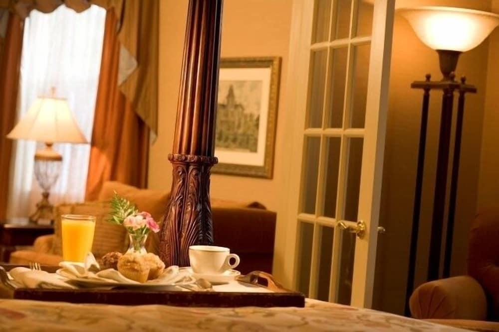The Saint Paul Hotel photo 5