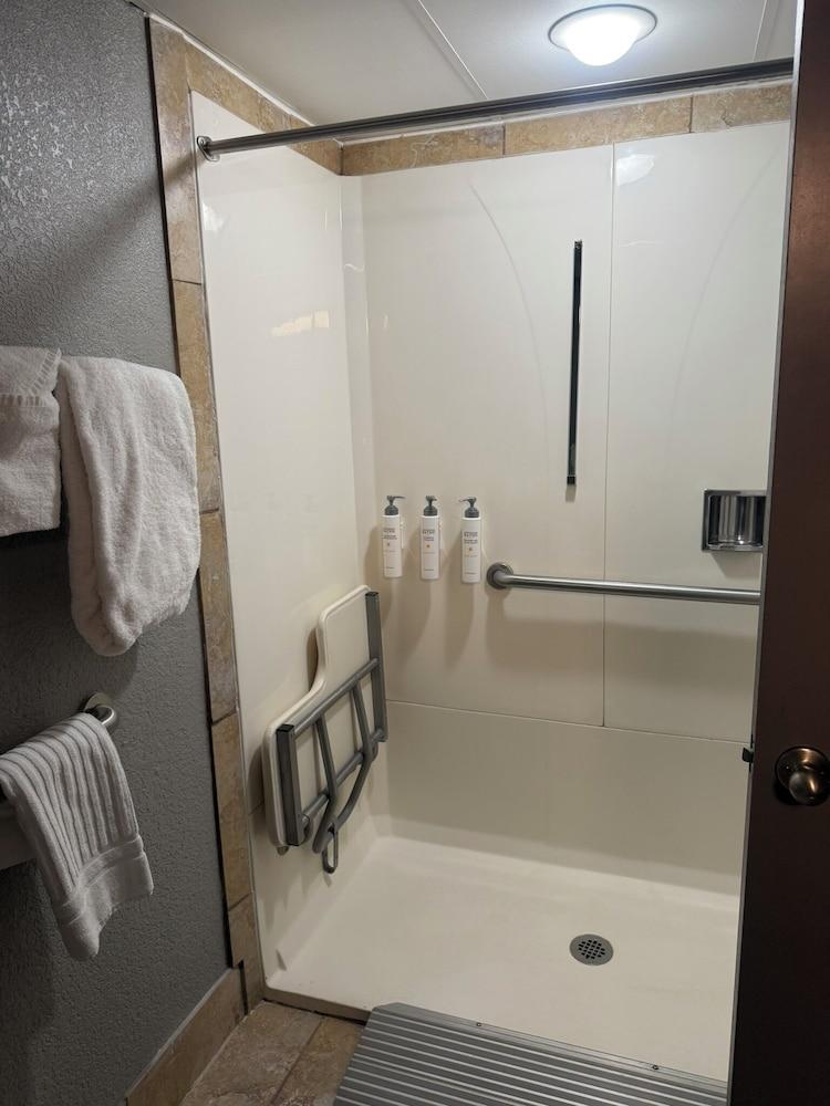 Sonesta Essential Rapid City photo 46