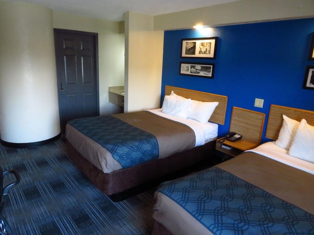 Rodeway Inn Austell Six Flags photo 17