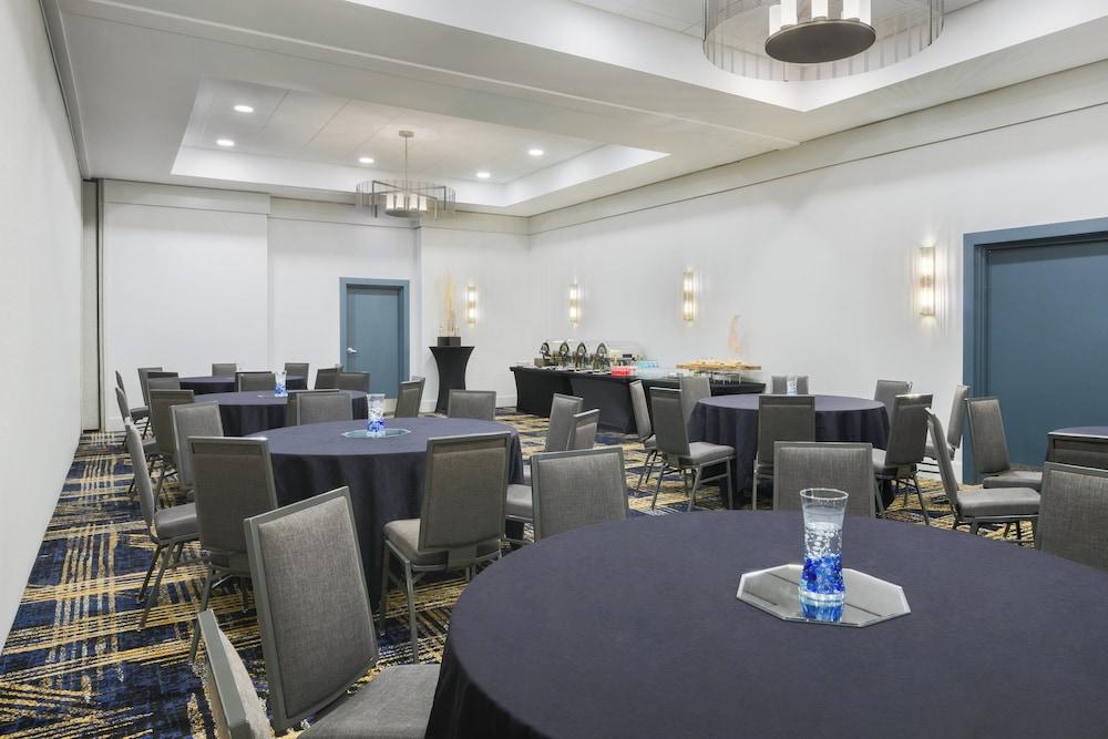 Crowne Plaza Hotel Jacksonville Airport/I-95N by IHG photo 68