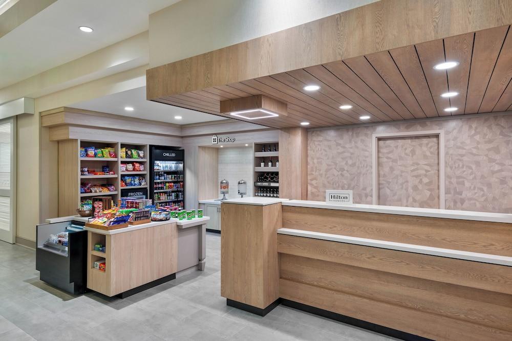 Hilton Garden Inn Tampa Airport Westshore photo 12
