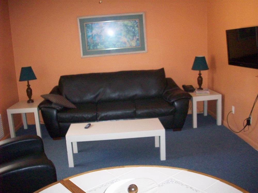 All Suite Motel photo 17