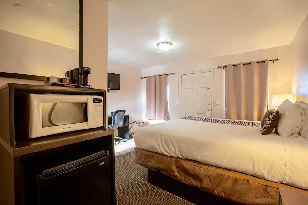 Celilo Inn photo 15