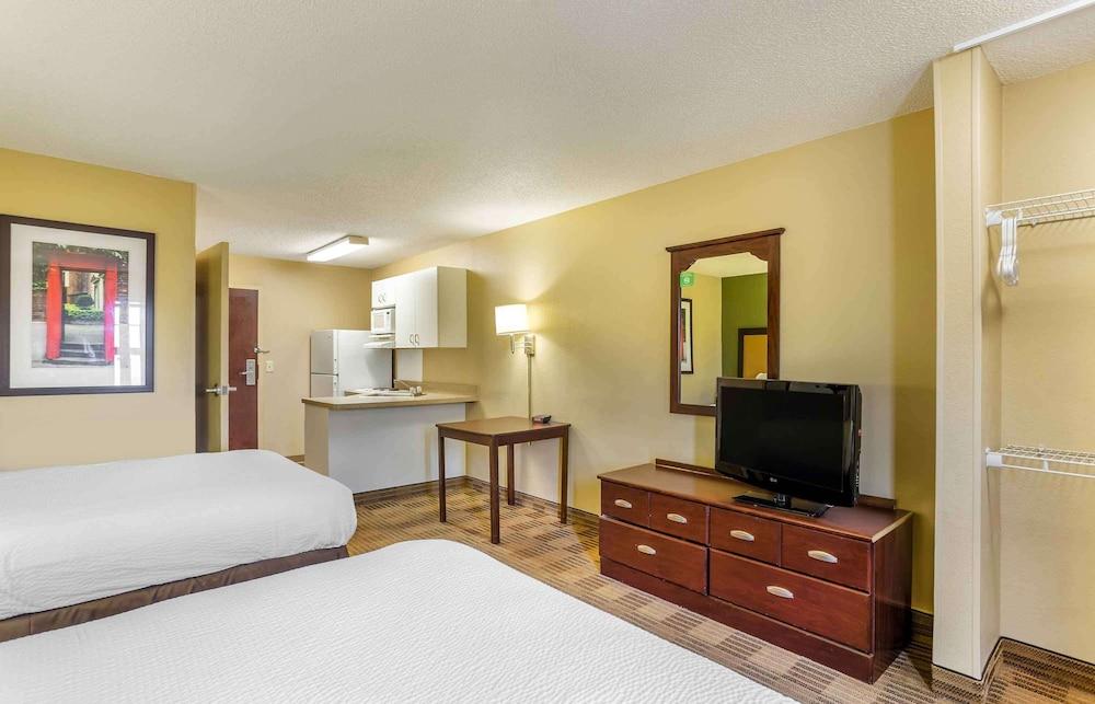Extended Stay America Select Philadelphia Malvern Great Vall photo 12