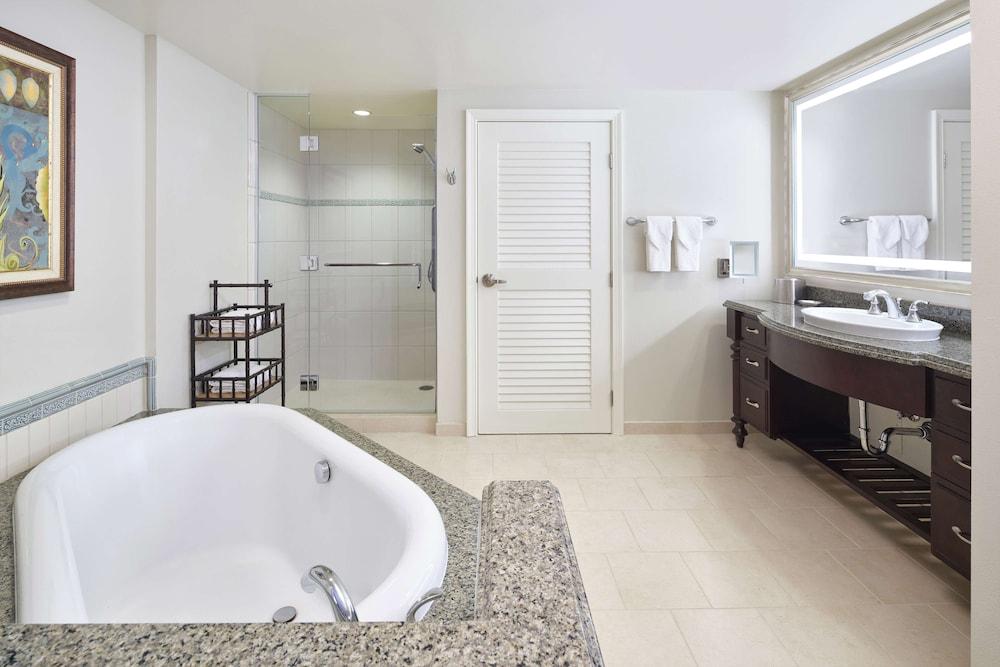 Hilton Grand Vacations Club Grand Waikikian Honolulu photo 46