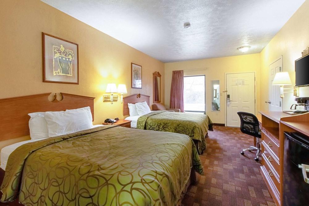 Quality Inn & Suites Dickson photo 12