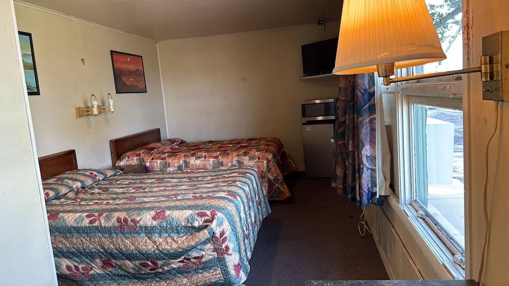 Tourest Motel photo 5