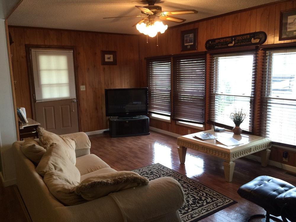 Blue Water Resort photo 19