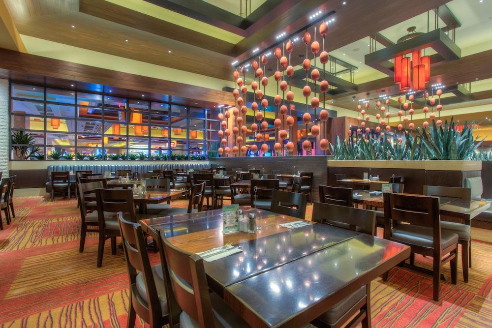 Aliante Casino & Hotel photo 39