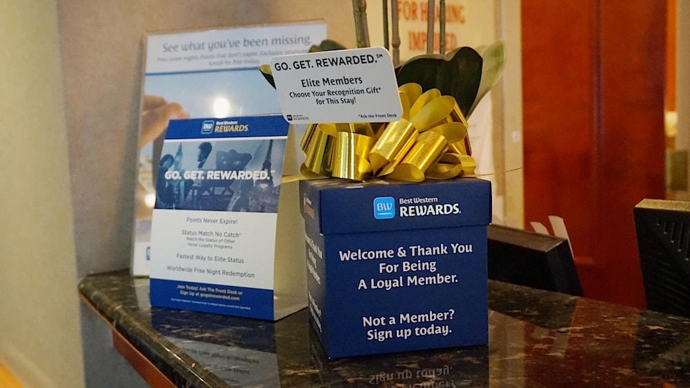 Best Western Queens Court Hotel photo 4