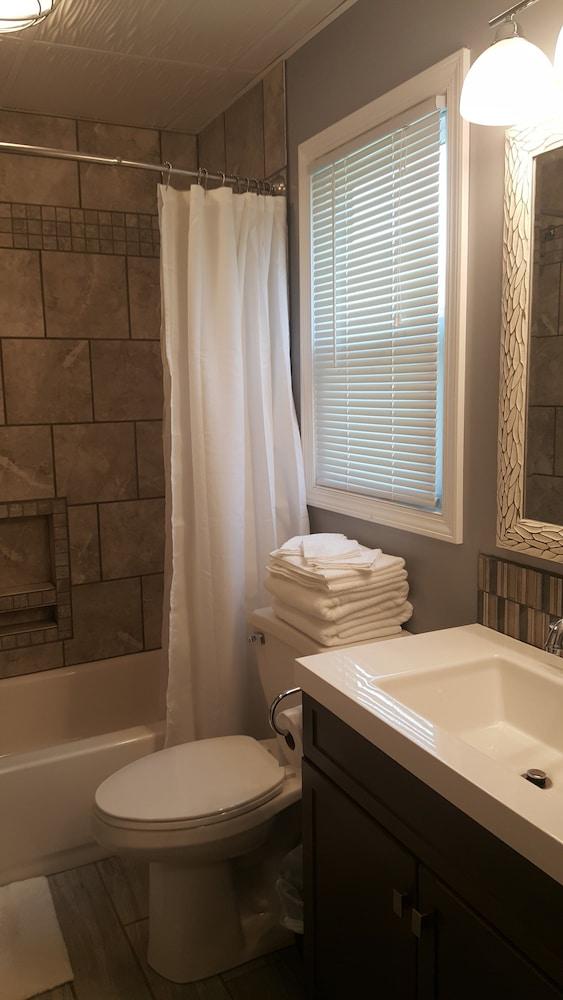 Tower Extended Stay Suites photo 2