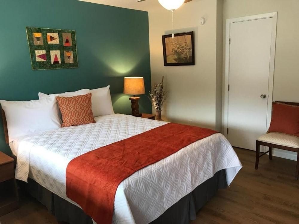 Meadowlark Motel with Restaurant & Bar photo 23