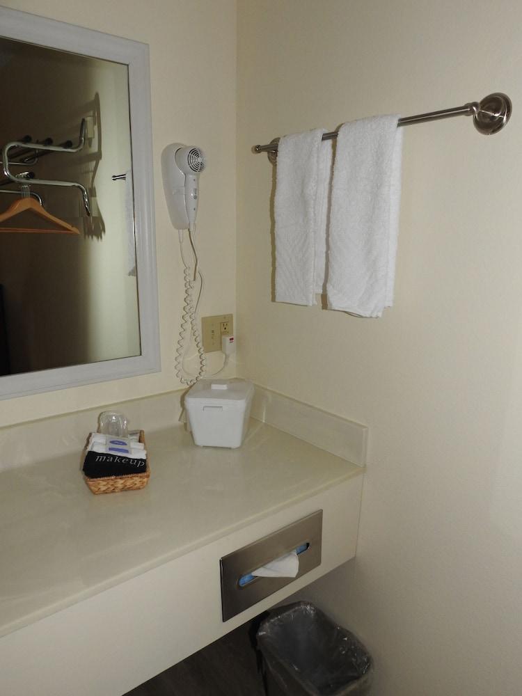 Edelweiss Inn photo 12