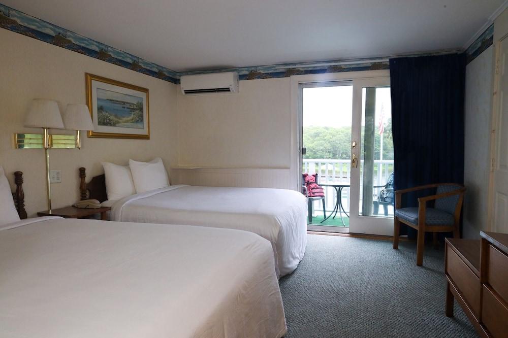 Green Harbor Waterfront Lodging photo 2