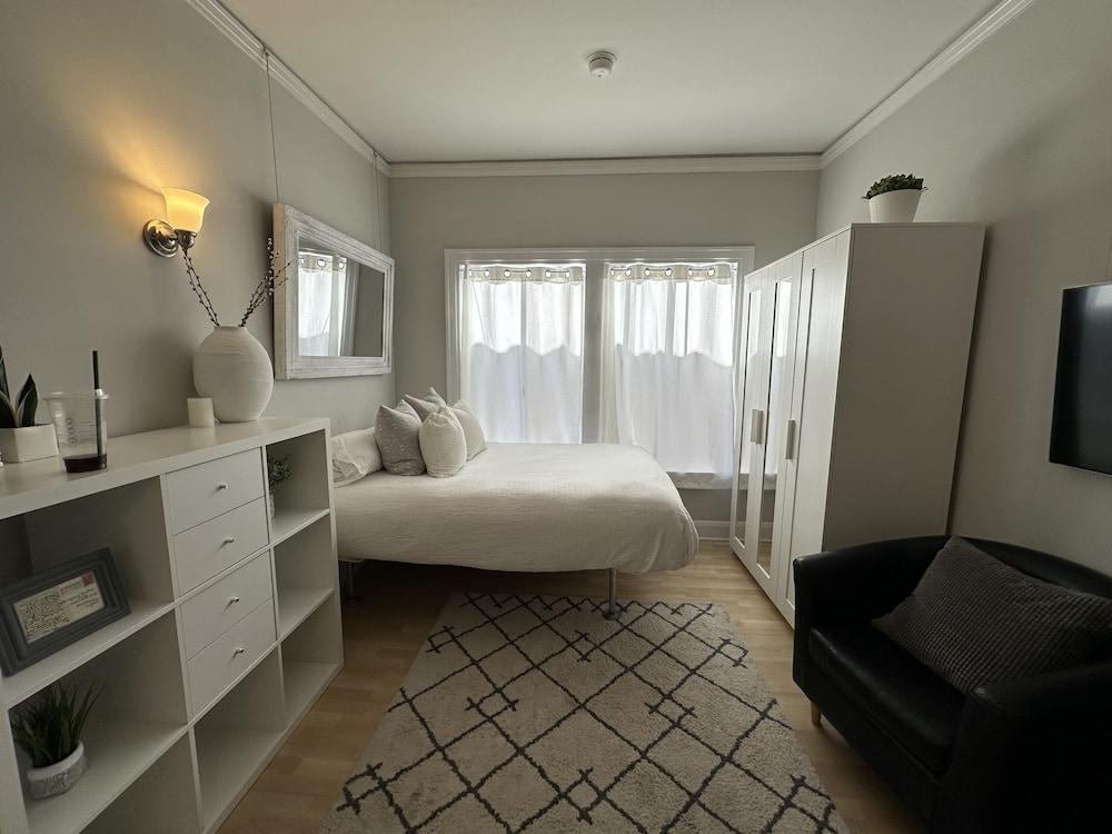 The Vurpillat Beachfront Hotel photo 49