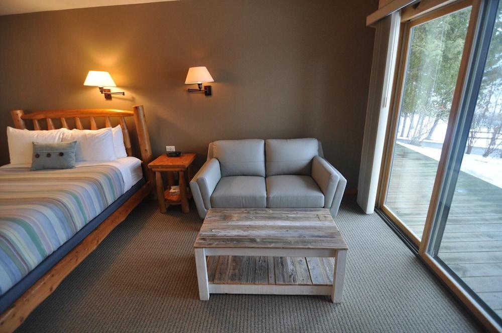 Whaleback Inn photo 24