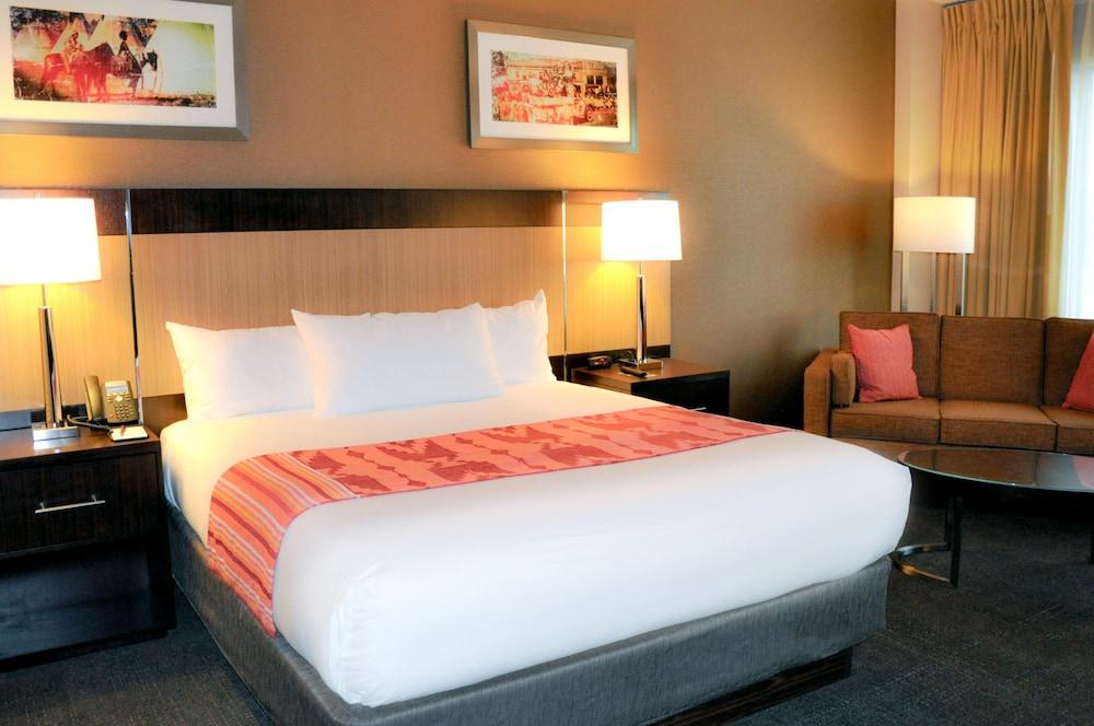 Legends Casino Hotel photo 7