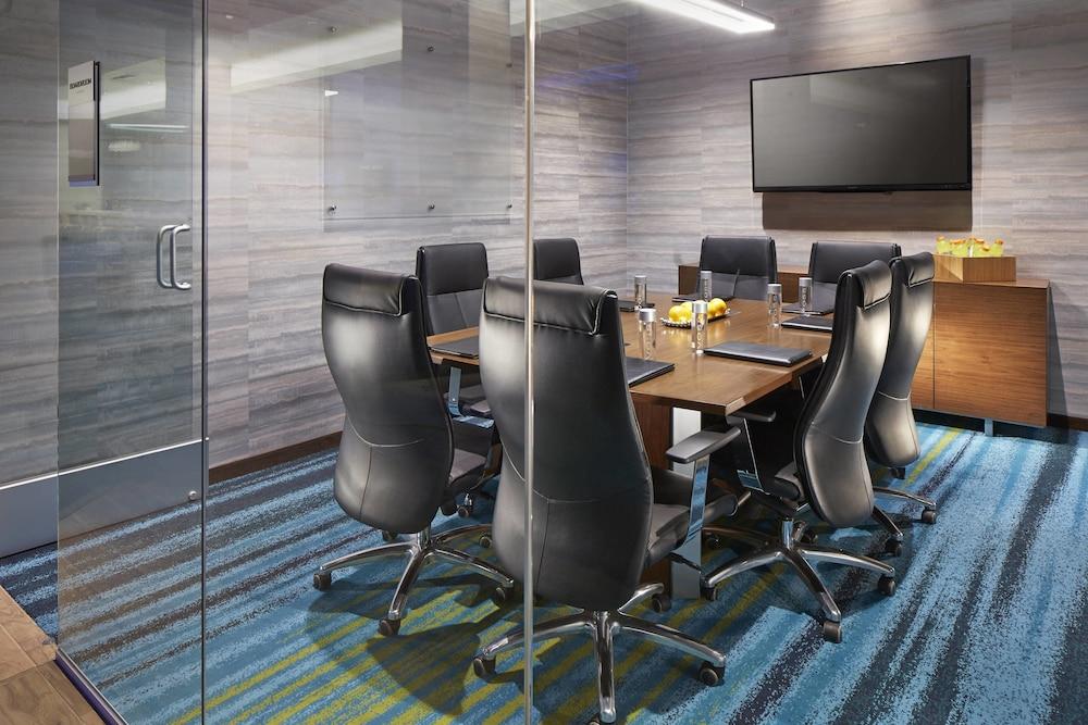 SpringHill Suites by Marriott at Anaheim Resort/Conv. Cntr photo 30