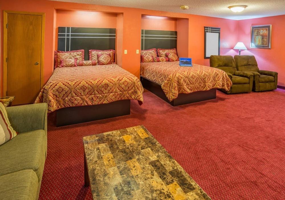 Prime Rate Inn photo 13