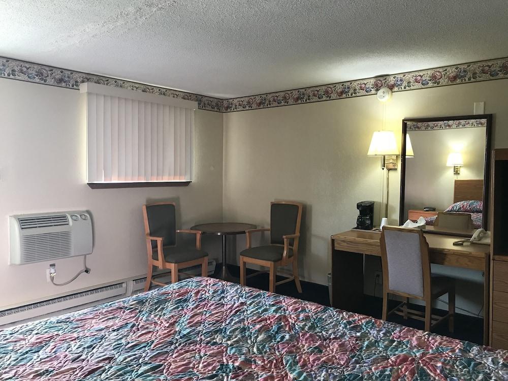 West Motel photo 15