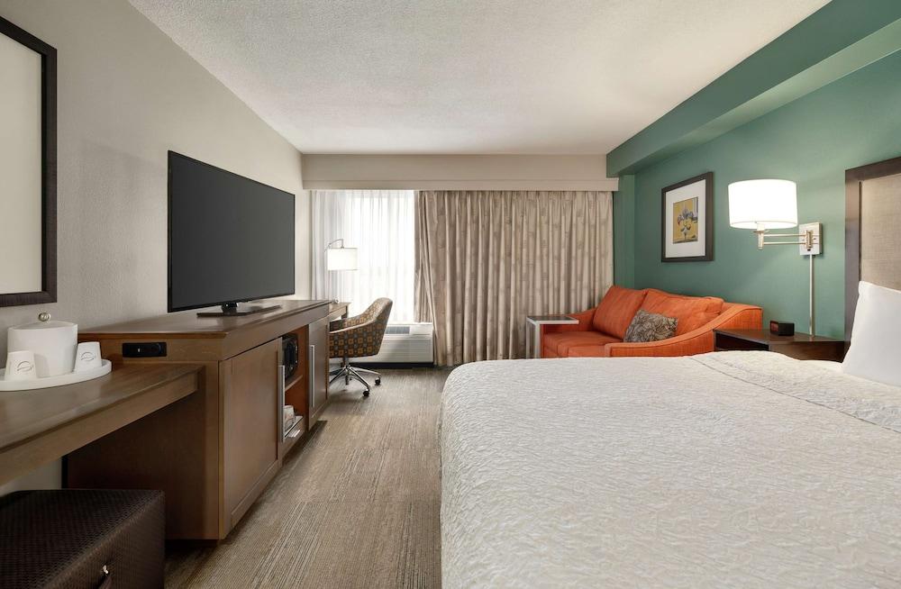 Hampton Inn New Orleans-St. Charles Ave./Garden District photo 27