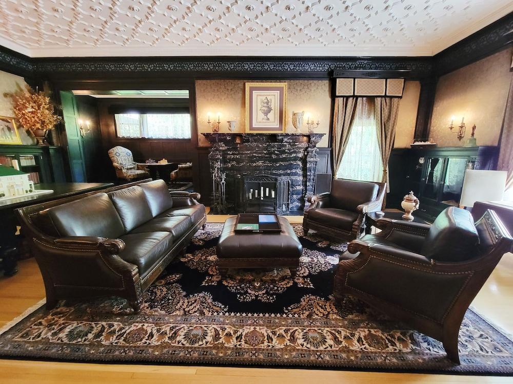 Historic Cotton Mansion Duluth Boutique Hotel photo 27