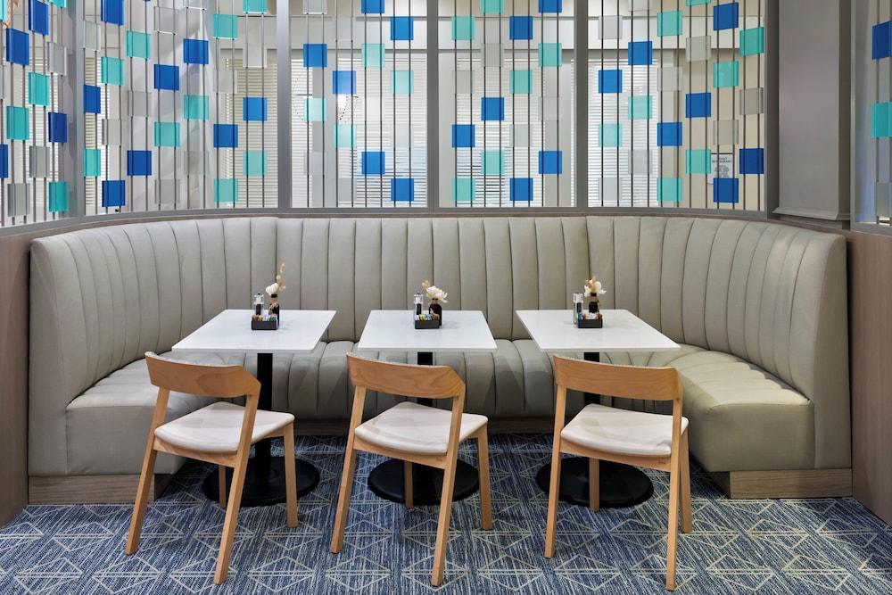 Hilton Garden Inn Tampa Airport Westshore photo 35