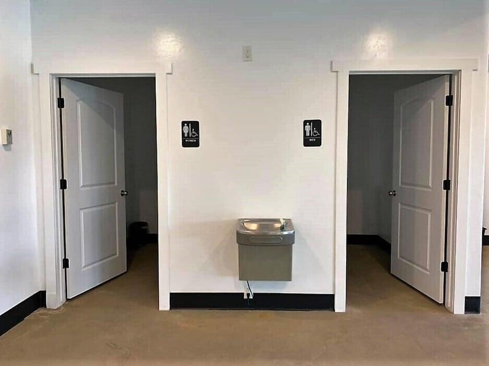 CB&M Executive Suites photo 45