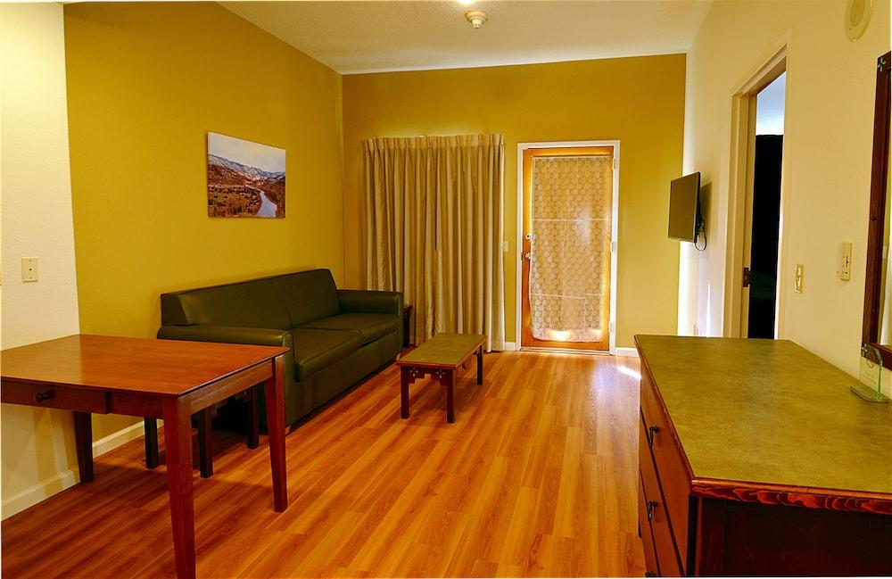 Ohkay Casino Resort Hotel photo 11