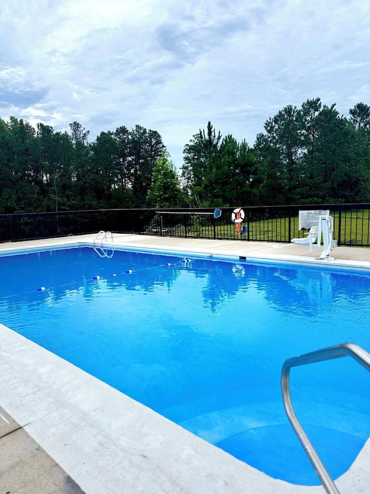 Baymont By Wyndham Metter photo 17