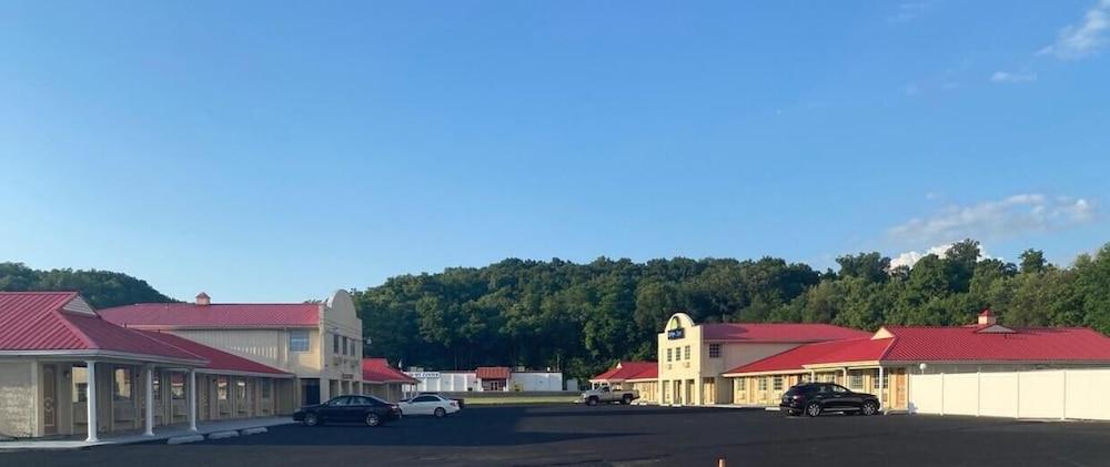 Huntington Inn photo 10